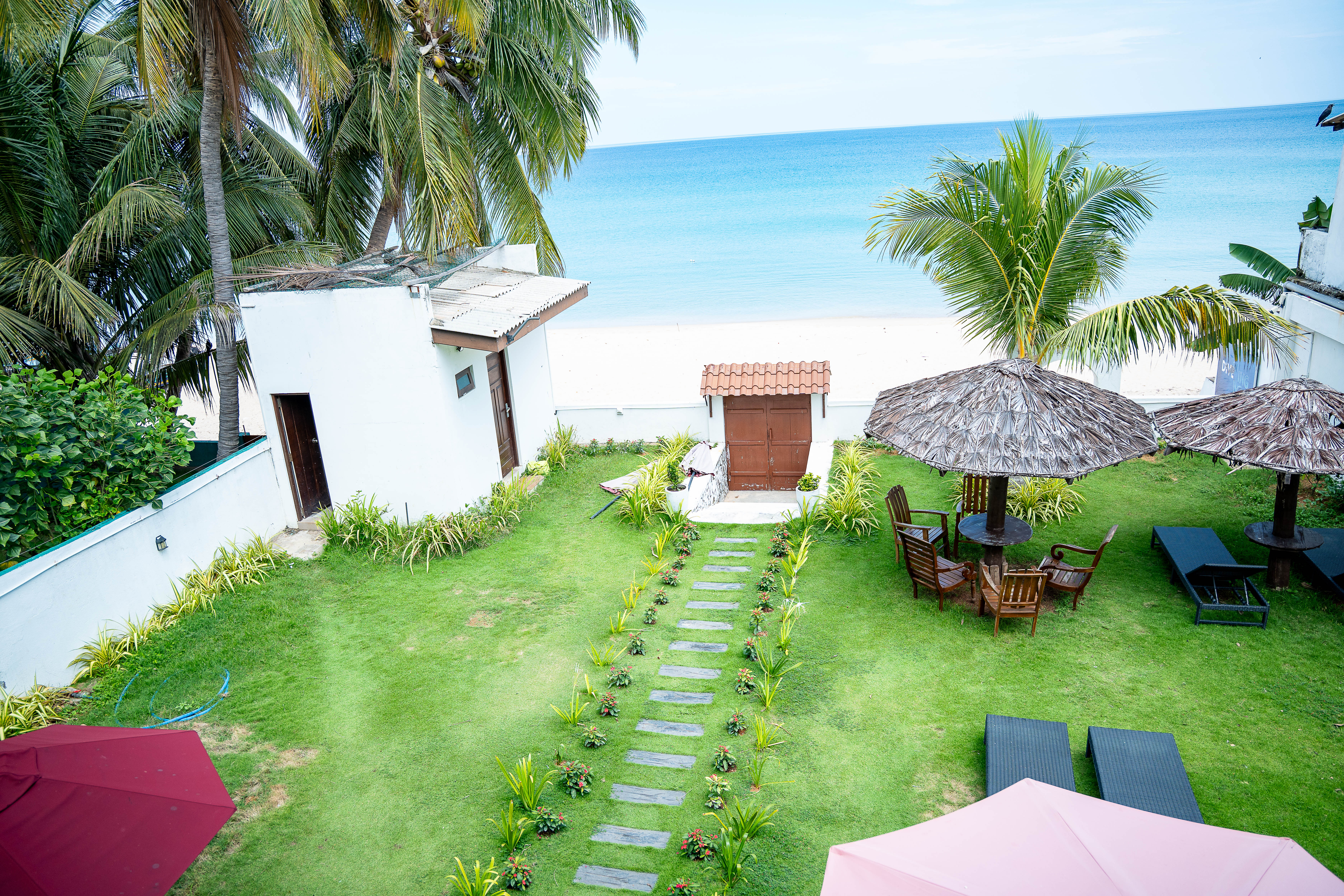 Wake Up to Sea Views & Tropical Gardens